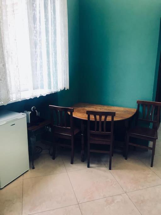 44 Appartamento Nel Centro Di Roma Via Nazionale Eksteriør bilde